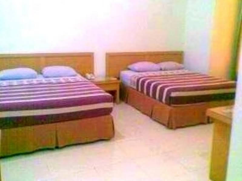 Hotel Sulawesi Gorontalo Surabaya Eksteriør billede